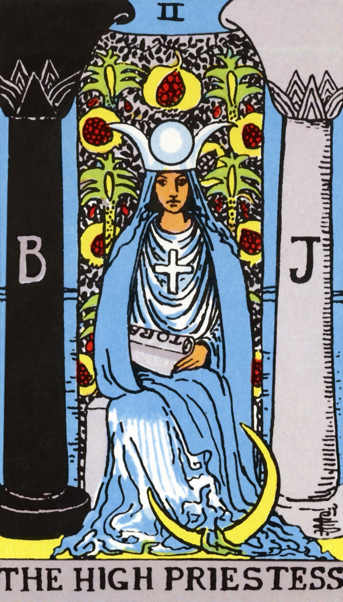 2 - The High Priestess